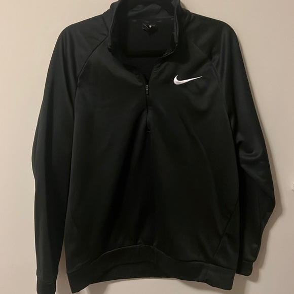 nike dri fit sweater